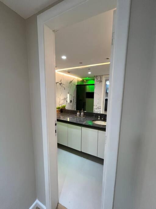 Lindo Apartamento Para Familia Ondina Apart Hotel Salvador Bagian luar foto
